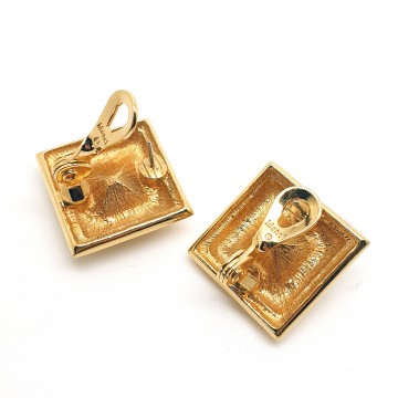 Monet - gold plated square stud clip earrings with clear faceted glass stone - Bliinkt