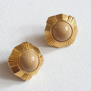 Monet goldtone clips with mocca cabochon