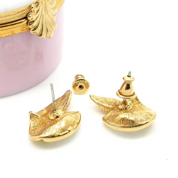 Monet - goldtone crystal glass earrings with leaves - Bliinkt