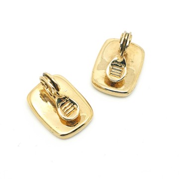 Monet - goldtone earrings with green enamel - Bliinkt