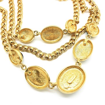 Monet goudkleurige 3 rijige 80s ketting met zwarte cabochons achterzijde