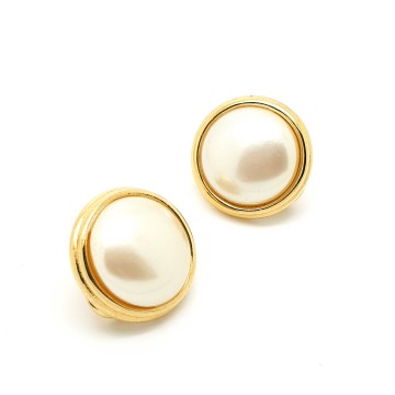 Monet goldtone faux pearl earrings - Bliinkt