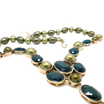 Monet - goldtone necklace with green faux pearls and green and blue 'rhinestones' - Bliinkt