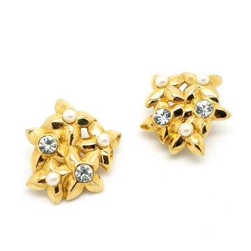 Monet goldtone earrings with clear strass and faux pearls