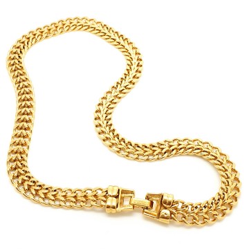 Monet flexible short goldtone necklace - Bliinkt