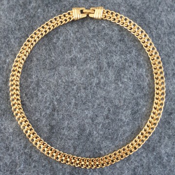 Monet flexible short goldtone necklace - Bliinkt