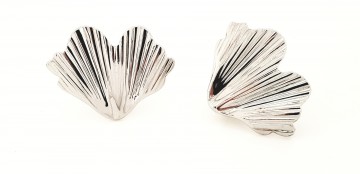 Monet zilverkleurige oorbellen ginkgoblad 60's