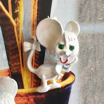 Mouse scatterpins - mother of pearl with green rhinestone eyes