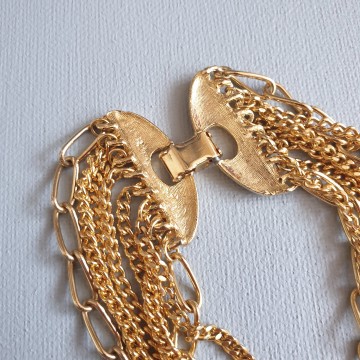 Multistrand goldtone 50s/60s necklace