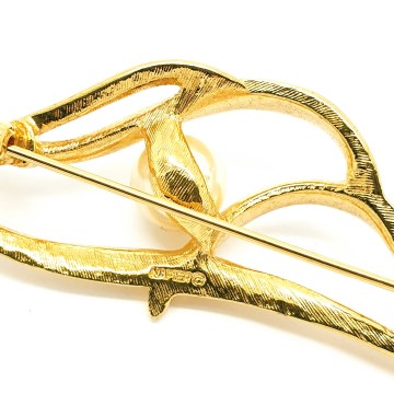 Napier faux pearl goldtone brooch