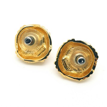 Napier - goldtone pearl earrings with ribbed edge - Bliinkt