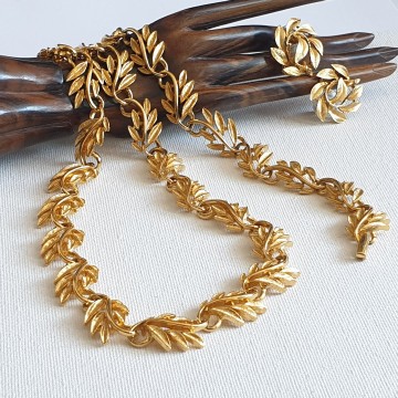 Napier goldtone leaves necklace bracelet earring set