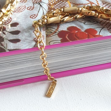 Napier short goldtone twisted three string necklace