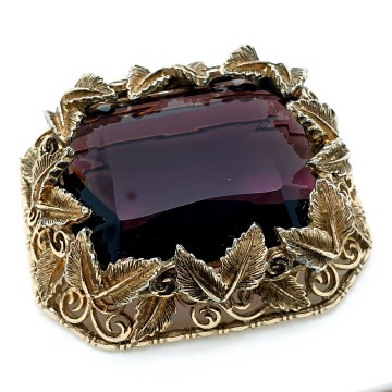 Leaf brooch with large faceted purple glass stone - Bliinkt