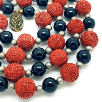 Red cinnabar and chinese lacquer necklace with onyx beads and silvertone spacers   bliinkt
