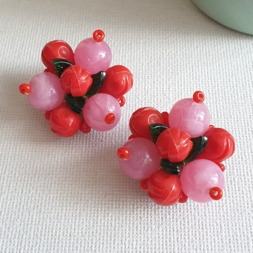 Red & pink plastic clip earrings