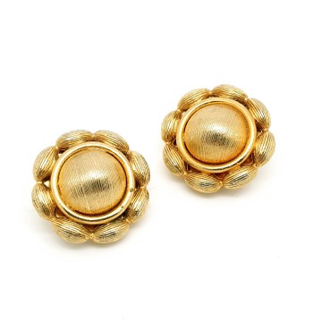 Round goldtone brushed earrings 60s 70s