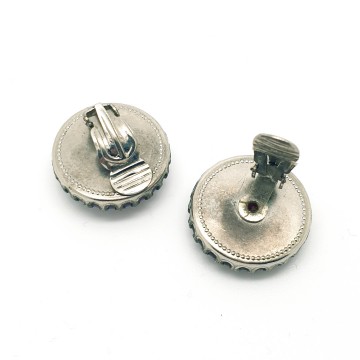 Round raspberry coloured earrings with white swirl - Bliinkt