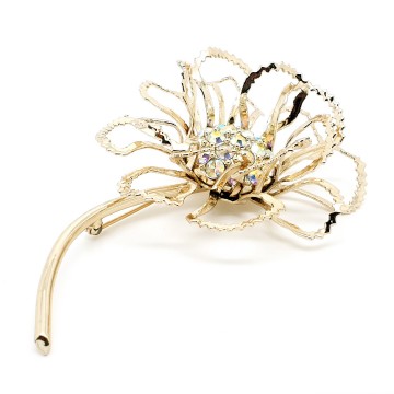 Sarah Coventry 'Allusion' flower brooch 1968