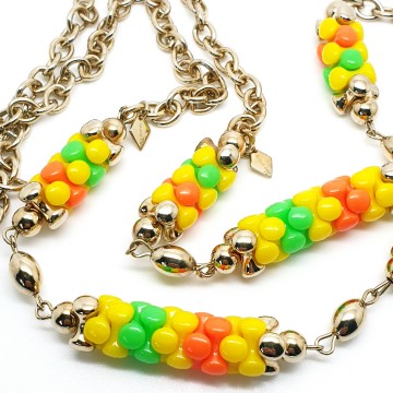 Sarah coventry carousel lariatketting