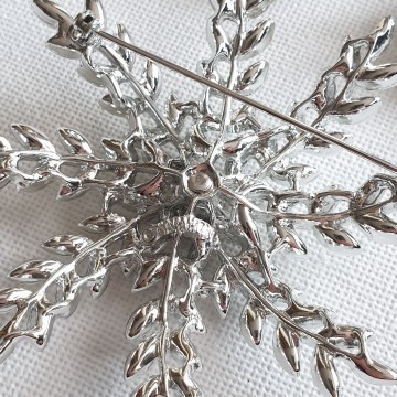 'Evening Snowflake' 1963 Sarah Coventry