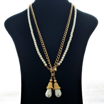 Sarah Coventry 'Fashion Parade' 1964