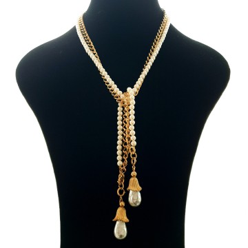 Sarah Coventry 'Fashion Parade' 1964