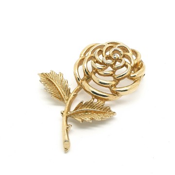 Sarah Coventry - goldtone flower brooch - Bliinkt
