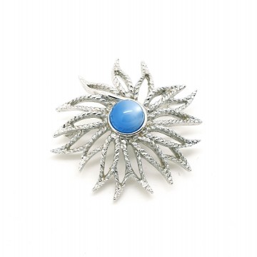 Sarah Coventry - silvertone brooch with blue moonglow stone