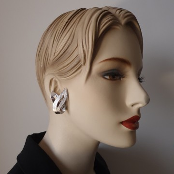 Satin flame sarah coventry 1960 modelled