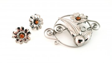 Set van zilveren bloembroche en oorbellen met donkergele rhinstones als hart gemerkt sterling