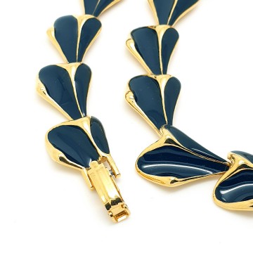 Short goldtone black enamelled necklace numbered 3038 - Bliinkt