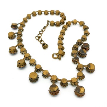 Short 50s necklace with clear and purple rhinestones - Bliinkt