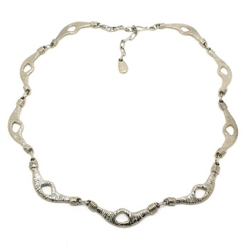 Short silvertone necklace with brushed moon shaped links