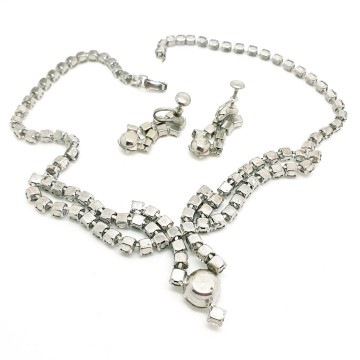 Silvertone 40s/50s necklace and earring set with clear rhinestones
