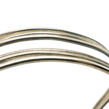 Silvertone wire cuff bracelet