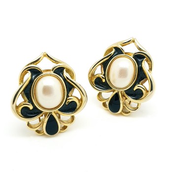 Soleil goudkleurige oorbellen met emaille en 'faux' parel