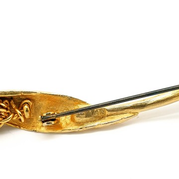 Sphinx goldtone tassel brooch