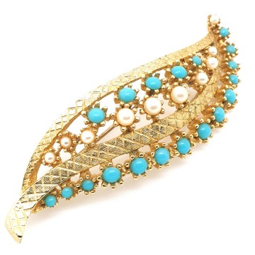 Sphinx - goldtone brooch with turquoise and pearl beads - Bliinkt