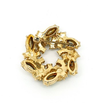 Sphinx small round rhinestone brooch - Bliinkt