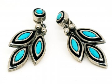 St Labre oorbellen zilverkleurige hangers met ovalen turquoise stenen gezwarte binnenrand