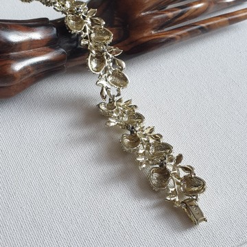 Star goldtone acorn bracelet