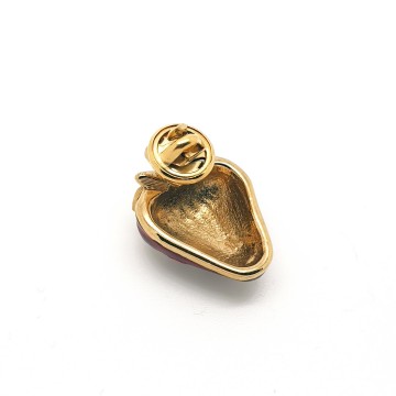 Strawberry pin with rhinestones - Bliinkt