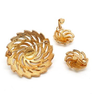 'Sunburst', 1976, Sarah Coventry