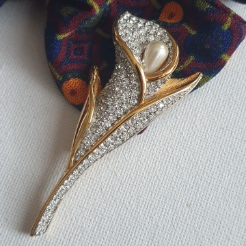 Swarovski Calla heldere Swarovskisteentjes en druppelvormige faux parel