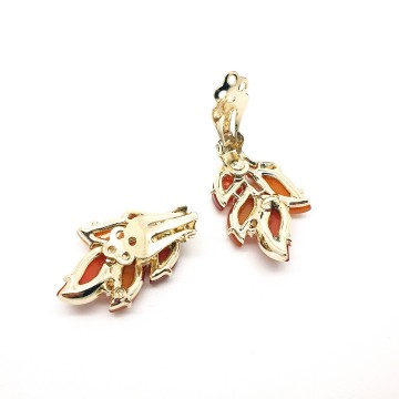 Thermoset red/brown/orange clip earrings - Bliinkt
