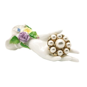 Tiny pearl brooch - Bliinkt