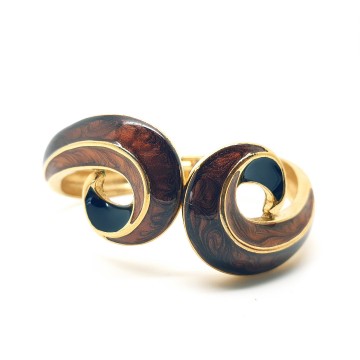 Trifari TM - goldtone hinged bangle with brown marbled and black enamel - Bliinkt