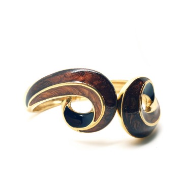 Trifari TM - goldtone hinged bangle with brown marbled and black enamel - Bliinkt