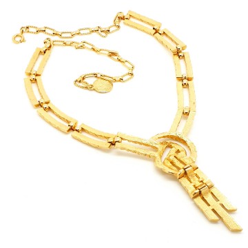 Vintage goldtone 50s/60s necklace with centerpiece knot